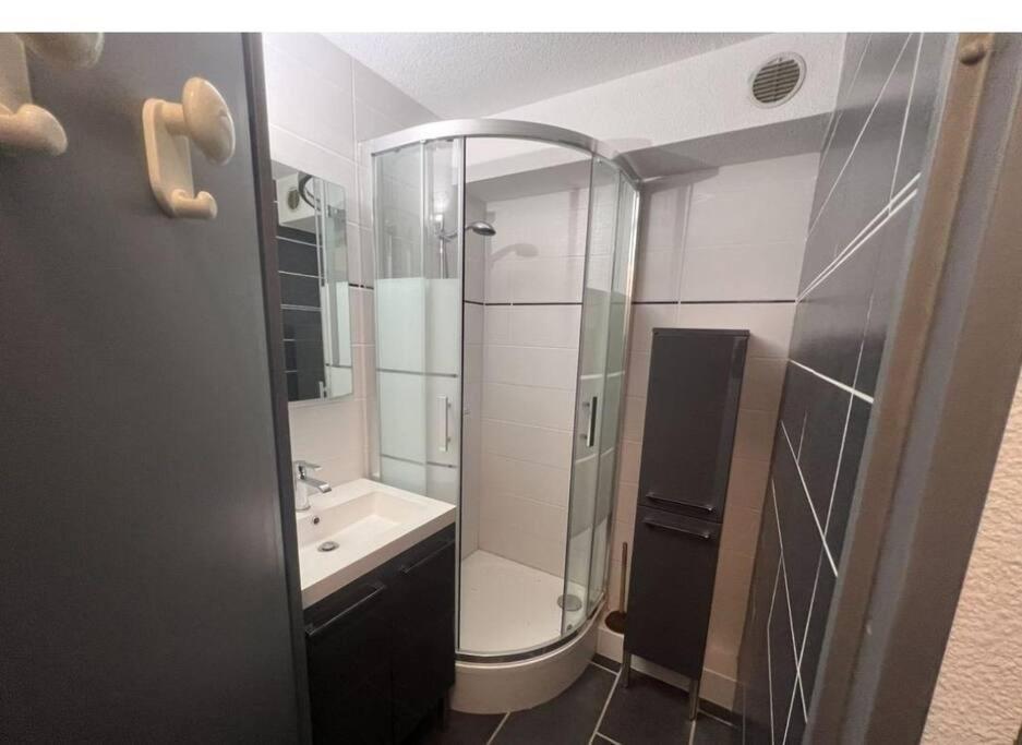 Ferienwohnung Location Les Pieds Dans L'Eau Canet-en-Roussillon Exterior foto